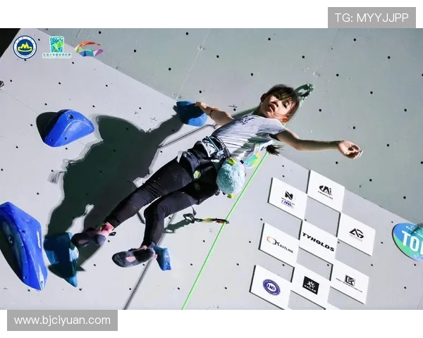 成都攀岩队灵活性变革引发热议探索攀岩运动的新发展方向