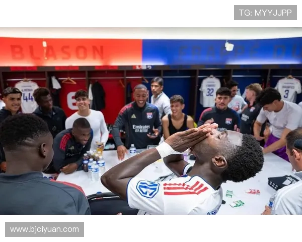 里昂迎战马赛焦点之战 法甲传统豪门再度正面交锋