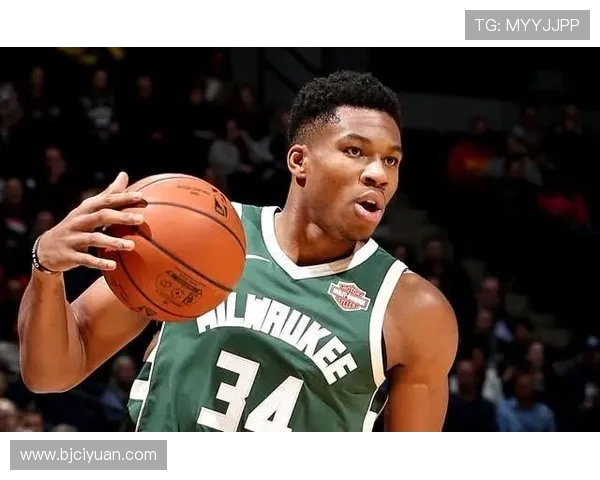 字母哥与波神的巅峰对决谁能在NBA赛场上笑到最后